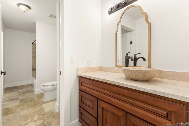 417 E Hildebrand, San Antonio, TX 78212