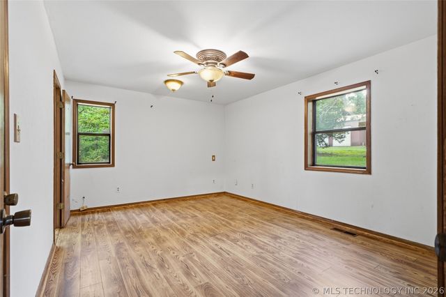 6163 Wildwood Drive, Sand Springs, OK 74063