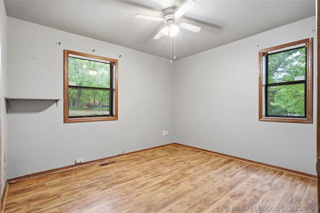 6163 Wildwood Drive, Sand Springs, OK 74063