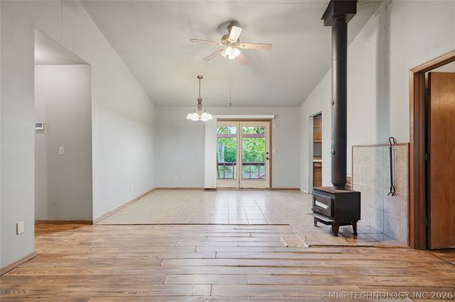 6163 Wildwood Drive, Sand Springs, OK 74063