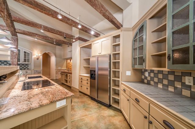 7610 W 45th St N, Maize, KS 67101