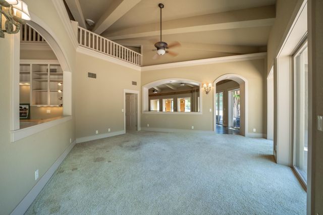 7610 W 45th St N, Maize, KS 67101