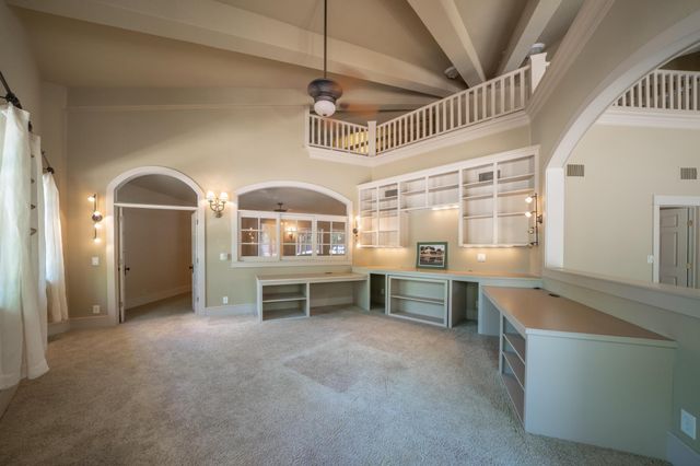 7610 W 45th St N, Maize, KS 67101