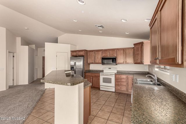 11271 W Cotton Bale Lane, Marana, AZ 85653