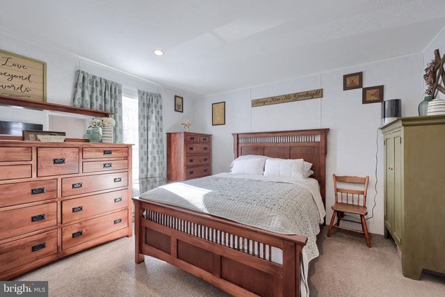 1395 BOWMANSVILLE RD, Mohnton, PA 19540