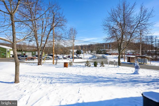 1395 BOWMANSVILLE RD, Mohnton, PA 19540