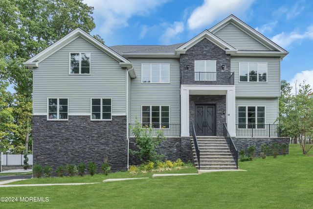 14 Falson Lane, Morganville, NJ 07751