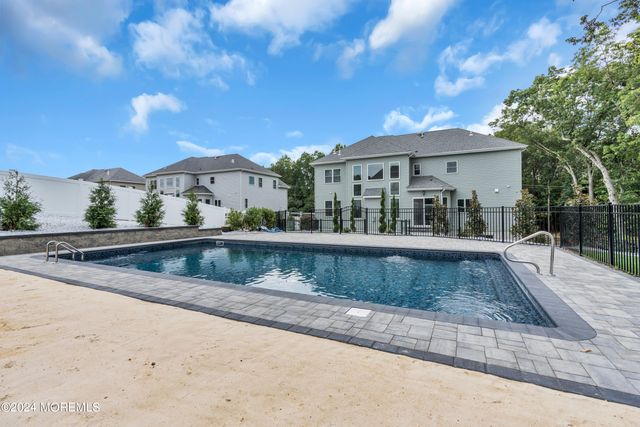 14 Falson Lane, Morganville, NJ 07751