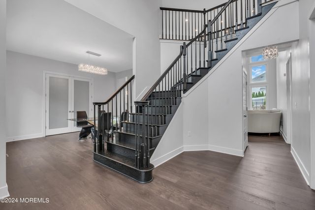 14 Falson Lane, Morganville, NJ 07751