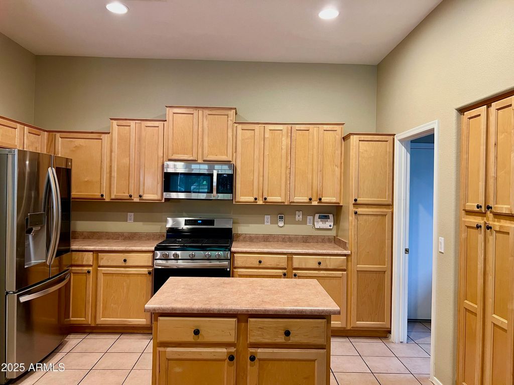 8461 W MCRAE Way, Peoria, AZ 85382 — photo 4