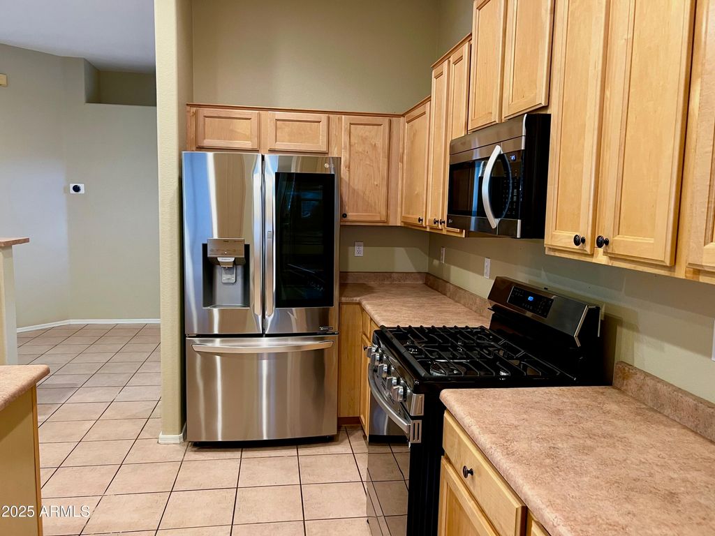 8461 W MCRAE Way, Peoria, AZ 85382 — photo 5