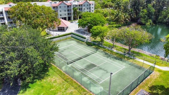 8200 SW 210th St 103, Cutler Bay, FL 33189