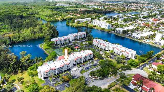 8200 SW 210th St 103, Cutler Bay, FL 33189