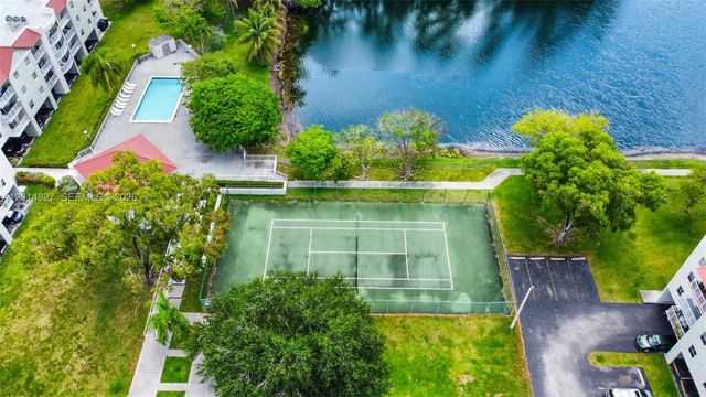 8200 SW 210th St 103, Cutler Bay, FL 33189