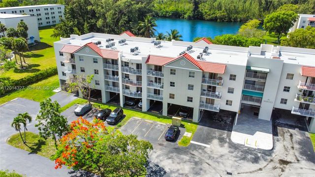 8200 SW 210th St 103, Cutler Bay, FL 33189