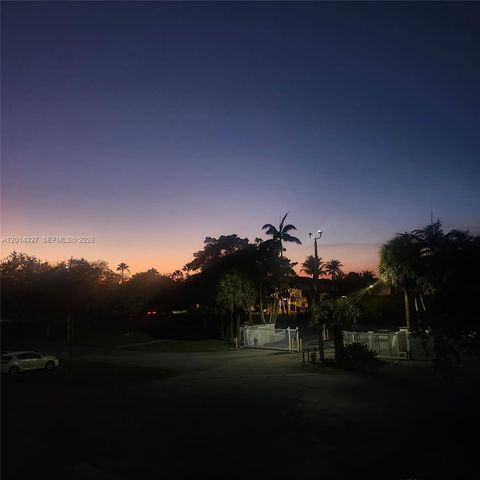8200 SW 210th St 103, Cutler Bay, FL 33189
