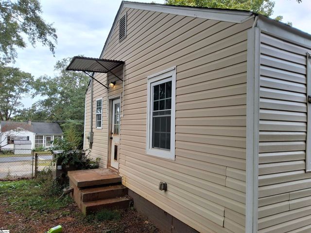 101 S Estate Drive, Greenville, SC 29605