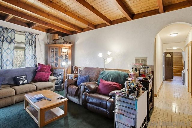 9149 Oso Rd, Spring Valley, CA 91977