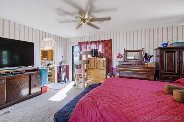 9149 Oso Rd, Spring Valley, CA 91977