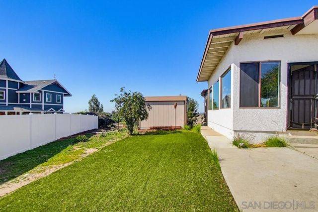 9149 Oso Rd, Spring Valley, CA 91977