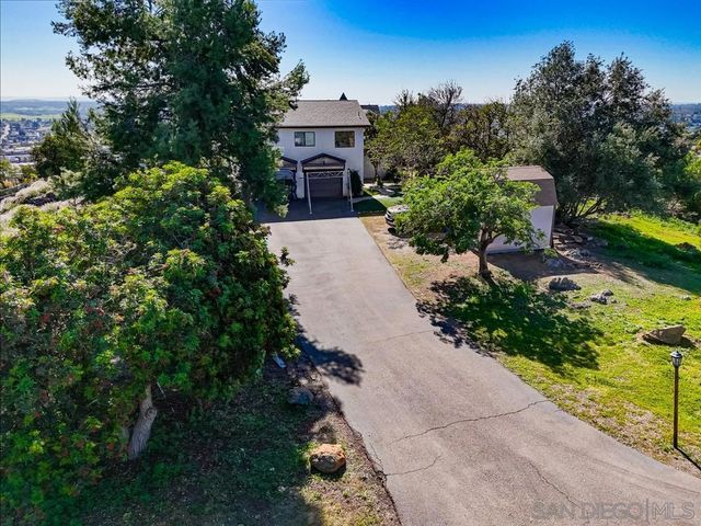 9149 Oso Rd, Spring Valley, CA 91977