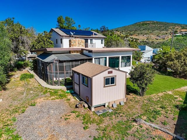 9149 Oso Rd, Spring Valley, CA 91977