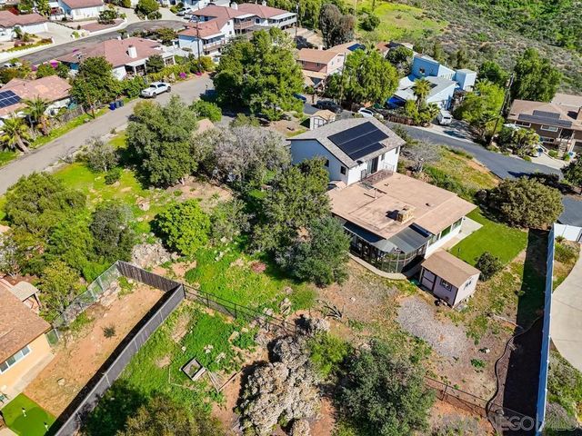 9149 Oso Rd, Spring Valley, CA 91977