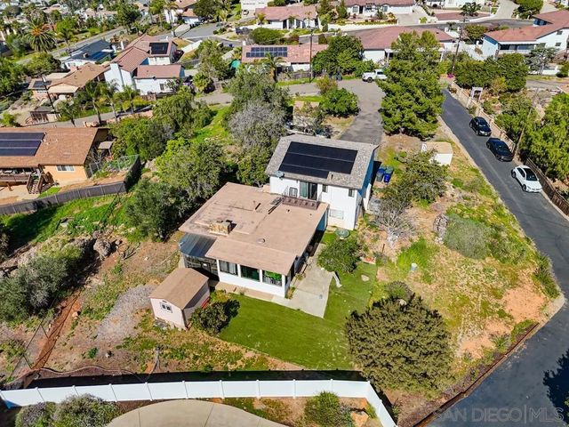 9149 Oso Rd, Spring Valley, CA 91977