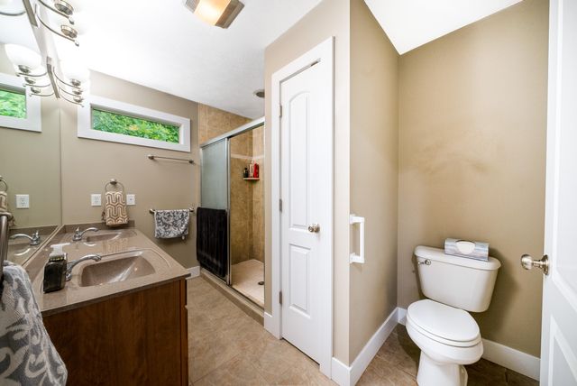 907 N Sandalwood Circle 71, Muskegon, MI 49441