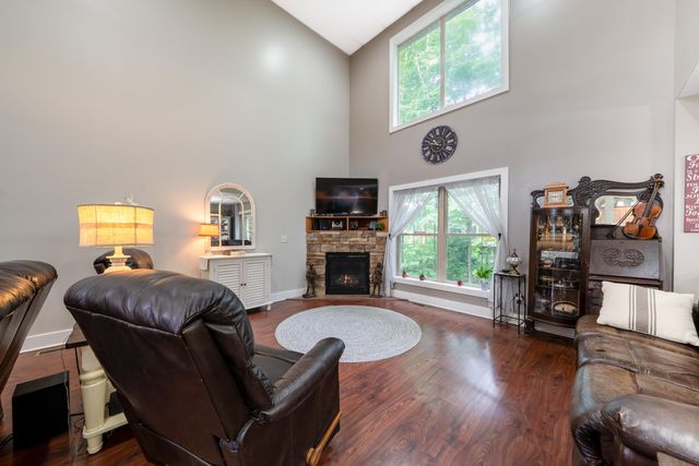 907 N Sandalwood Circle 71, Muskegon, MI 49441