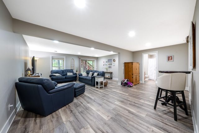 907 N Sandalwood Circle 71, Muskegon, MI 49441