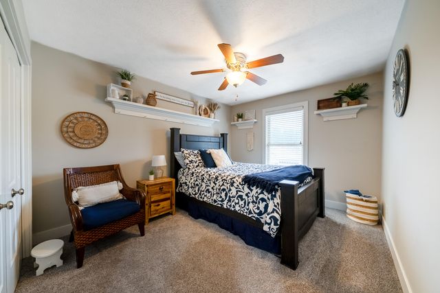 907 N Sandalwood Circle 71, Muskegon, MI 49441