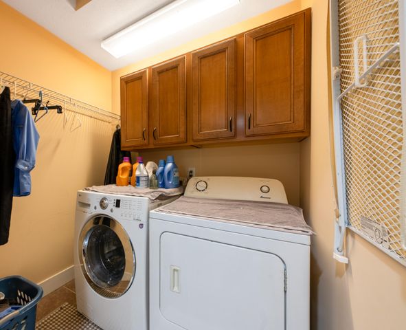 907 N Sandalwood Circle 71, Muskegon, MI 49441