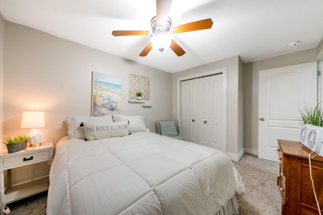 907 N Sandalwood Circle 71, Muskegon, MI 49441