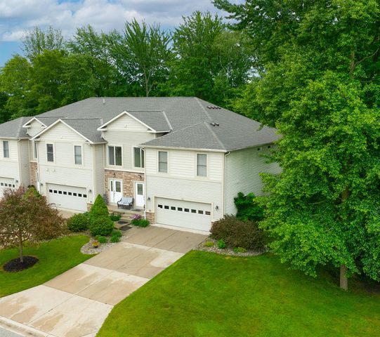 907 N Sandalwood Circle 71, Muskegon, MI 49441