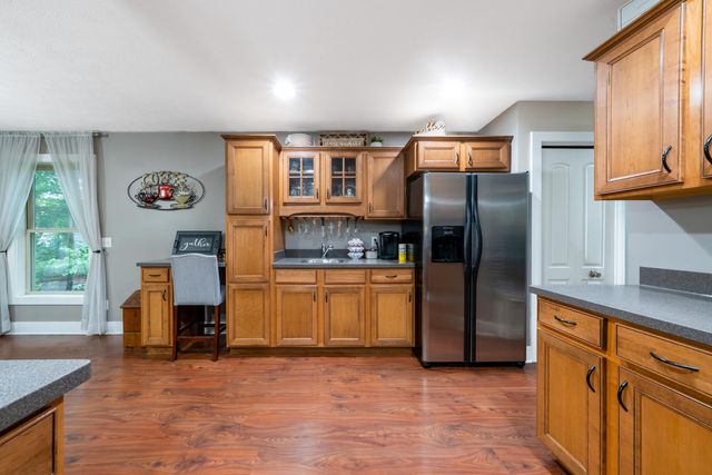 907 N Sandalwood Circle 71, Muskegon, MI 49441