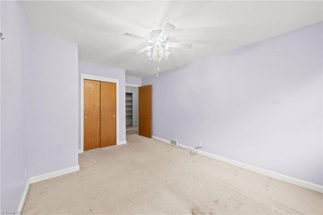 4016 Yarbrough Avenue, Winston-salem, NC 27106