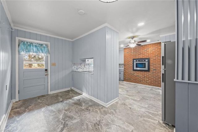 4016 Yarbrough Avenue, Winston-salem, NC 27106