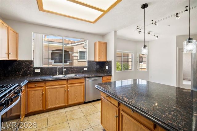 830 Carnegie Street 423, Henderson, NV 89052