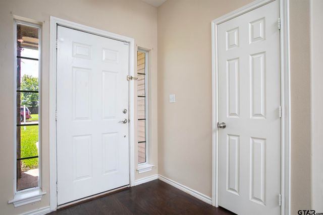 550 Spencer Lane, Tyler, TX 75704