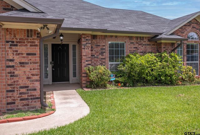 550 Spencer Lane, Tyler, TX 75704