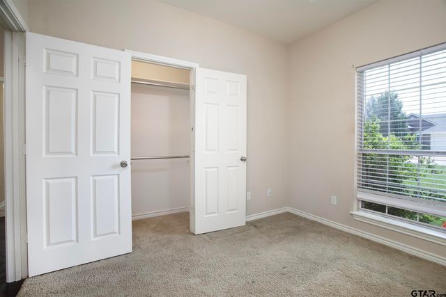 550 Spencer Lane, Tyler, TX 75704