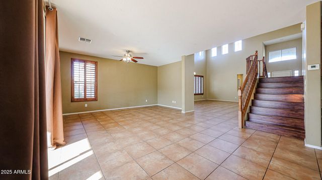 7015 W SOUTHGATE Avenue, Phoenix, AZ 85043