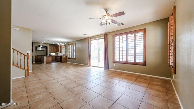 7015 W SOUTHGATE Avenue, Phoenix, AZ 85043