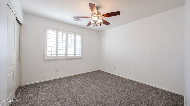 7015 W SOUTHGATE Avenue, Phoenix, AZ 85043