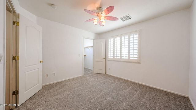 7015 W SOUTHGATE Avenue, Phoenix, AZ 85043