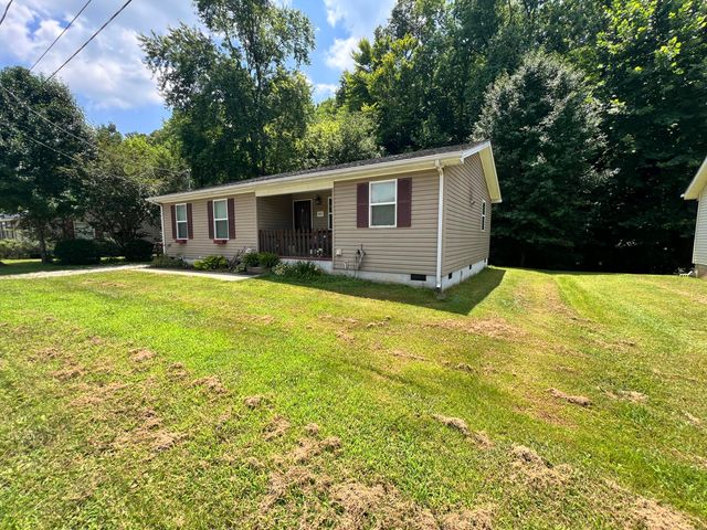 660 Glenn Avenue, West Liberty, KY 41472
