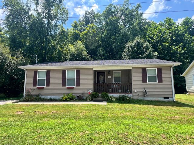 660 Glenn Avenue, West Liberty, KY 41472