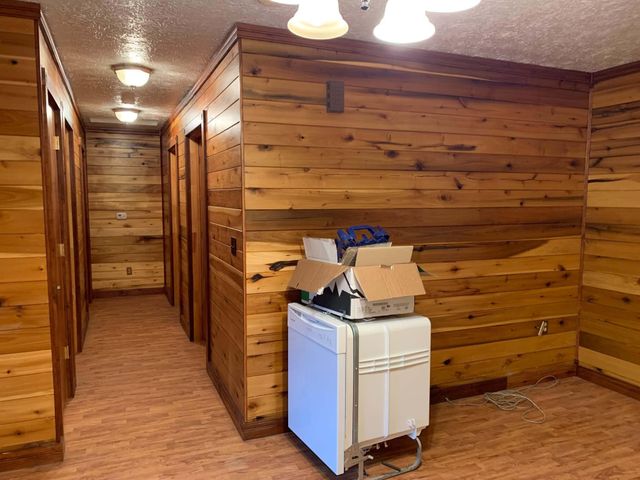 660 Glenn Avenue, West Liberty, KY 41472
