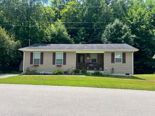 660 Glenn Avenue, West Liberty, KY 41472